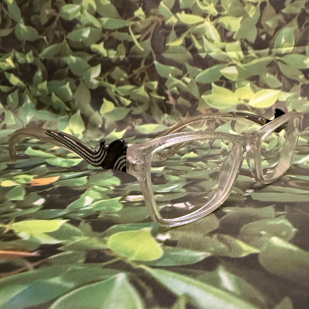 Guess Transparent and Black Patterned Glasses - image 1